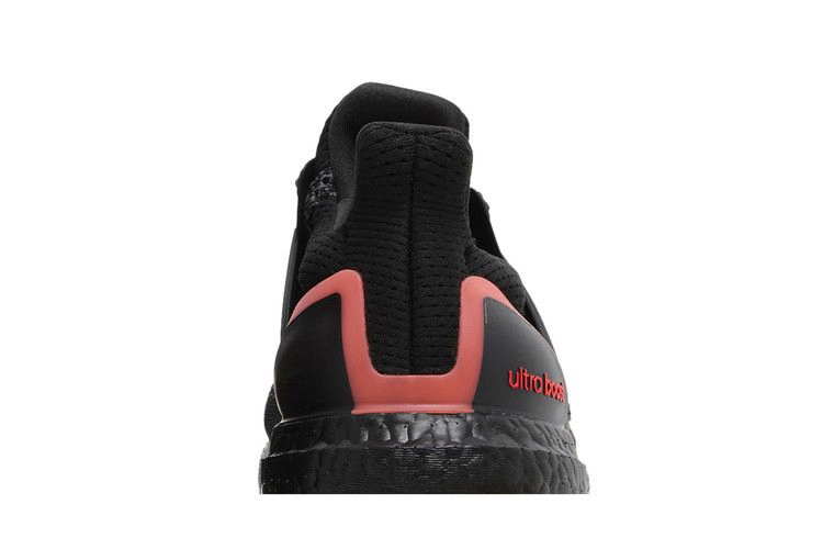 Кроссовки adidas UltraBoost 1.0 'Black Solar Red Gum'