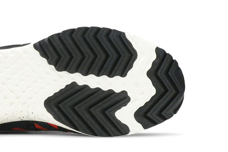 Кроссовки Nike React Terra Gobe ACG 'Bright Crimson'