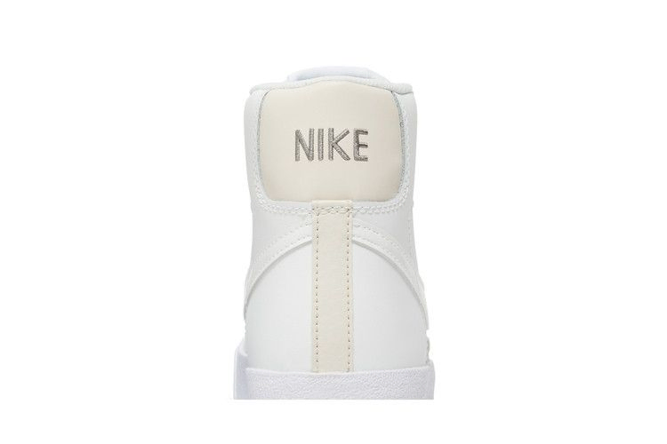 blazer-mid-77-gs-white-light-orewood-brown-da4086-104_06