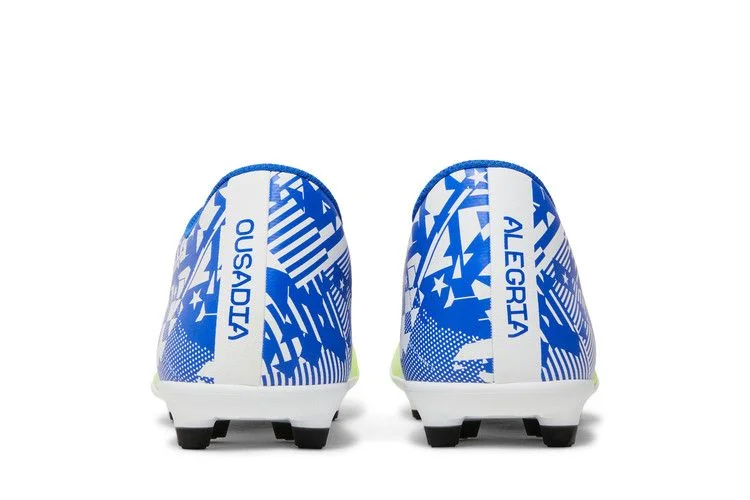 Krossovki-Neymar-Jr.-x-Nike-Mercurial-Vapor-13-Club-MG-Jogo-Prismatico-5