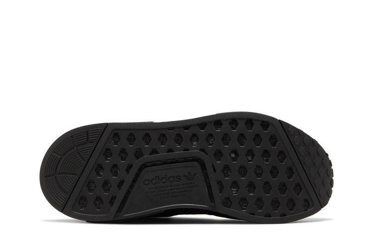 wmns-nmd_r1-triple-black-gw5682_03