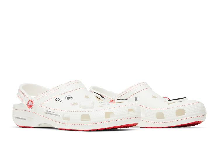 kanghyuk-x-classic-clog-white-208475-100_07