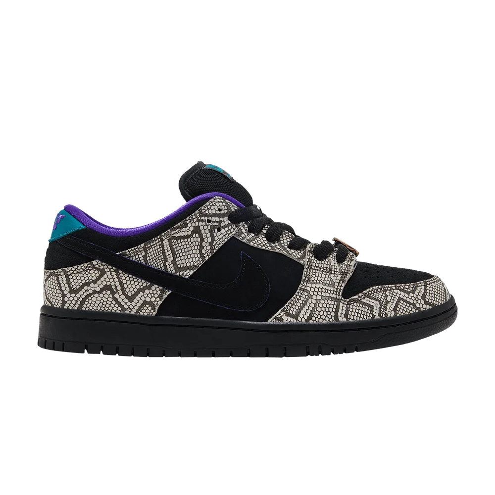 dashawn-jordan-x-dunk-low-sb-copperhead-ib6208-200_1