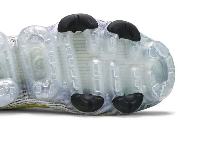Кроссовки Nike Air VaporMax Flyknit 3 'White Dynamic Yellow'