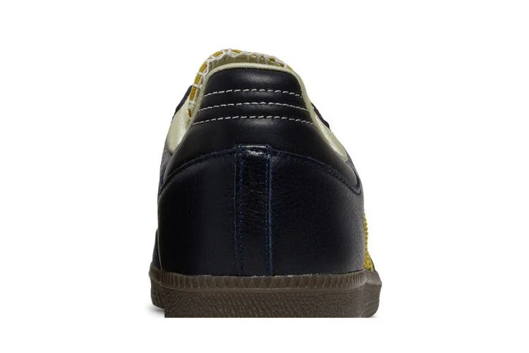 Krossovki-Wales-Bonner-x-adidas-Samba-Collegiate-Navy-Yellow-6