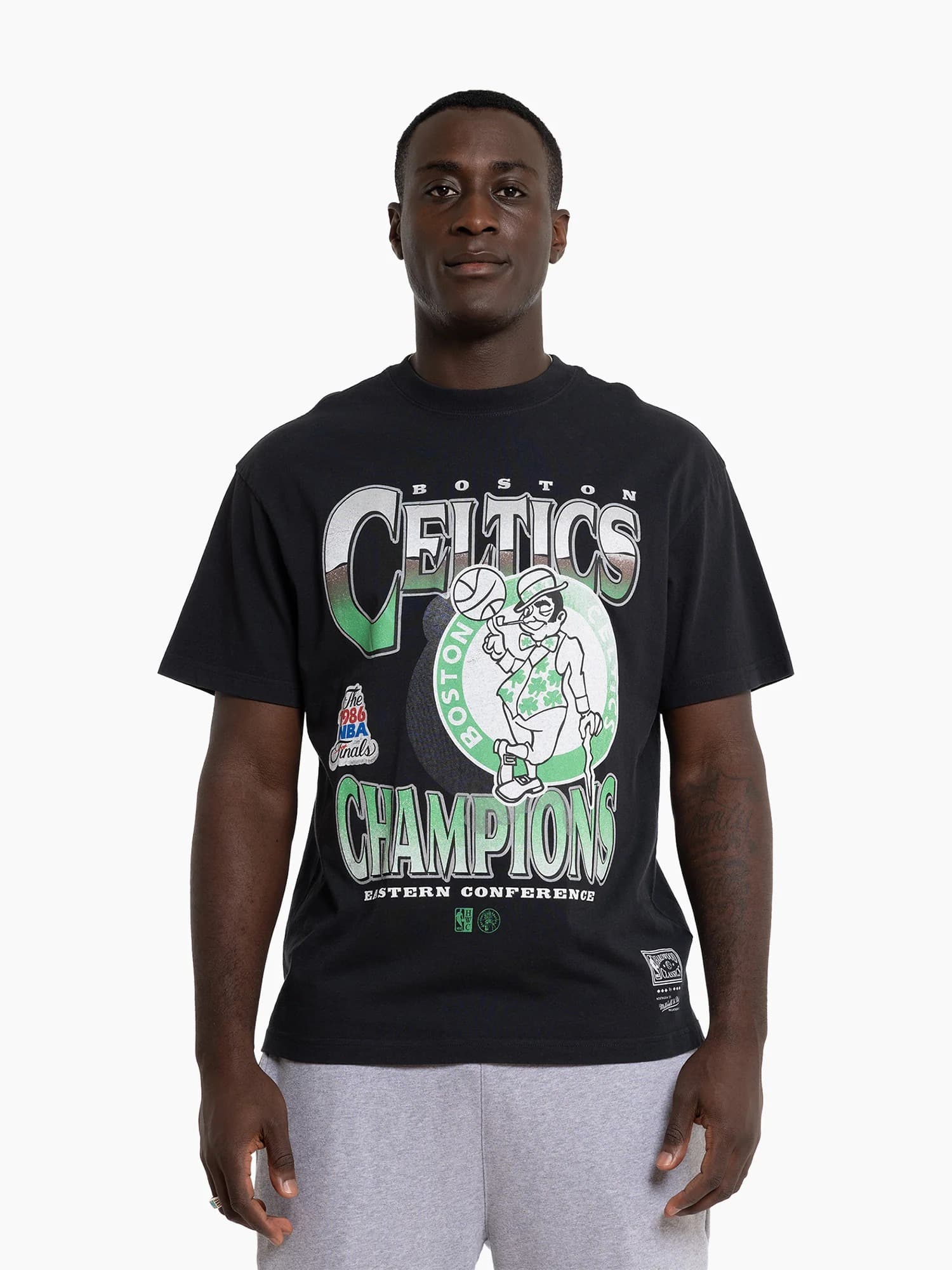 Mitchell-Ness-Boston-Celtics-Metallic-Vintage-T-Shirt-4