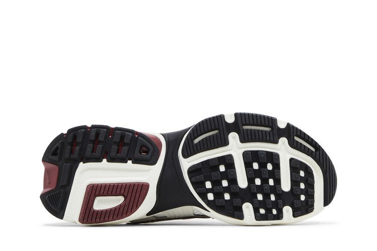 Кроссовки Nike Wmns V2K Run SE 'White Black Team Red'