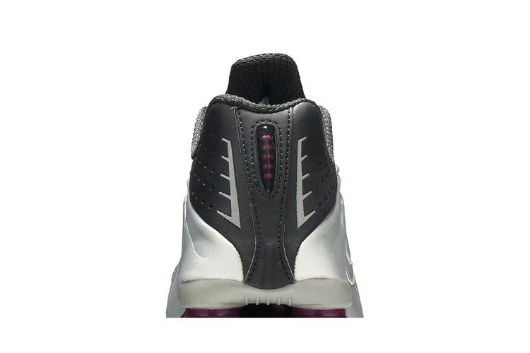 Кроссовки Nike Wmns Shox R4 'True Berry'