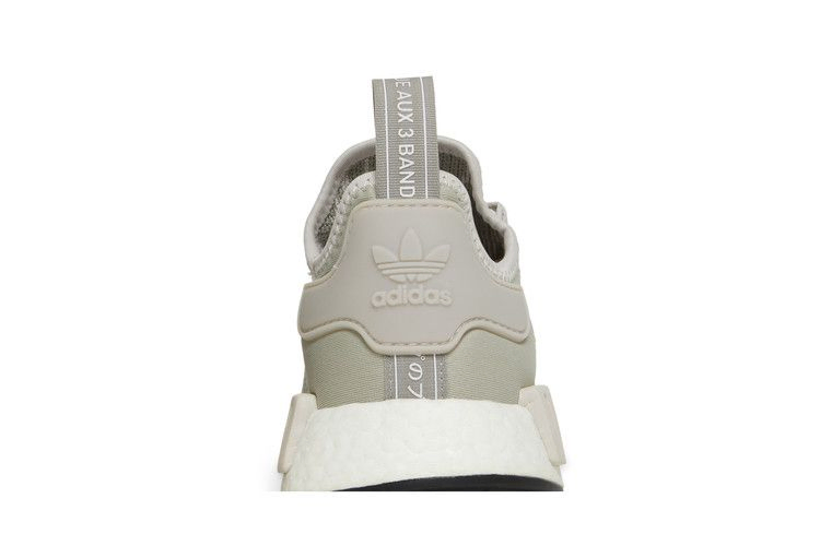 Кроссовки Adidas NMD_R1 'Sesame'