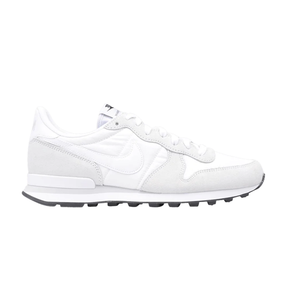 Krossovki-Nike-Internationalist-Summit-White