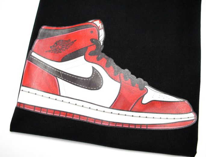 2019-Air-Jordan-1-Tee-Black-Chicago-1