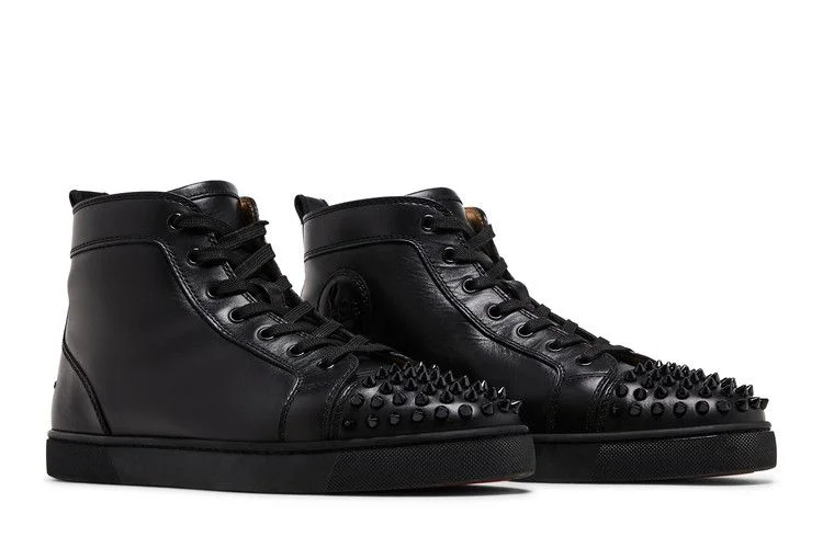 Krossovki-Christian-Louboutin-Louis-Flat-Calf-Spikes-Black-7