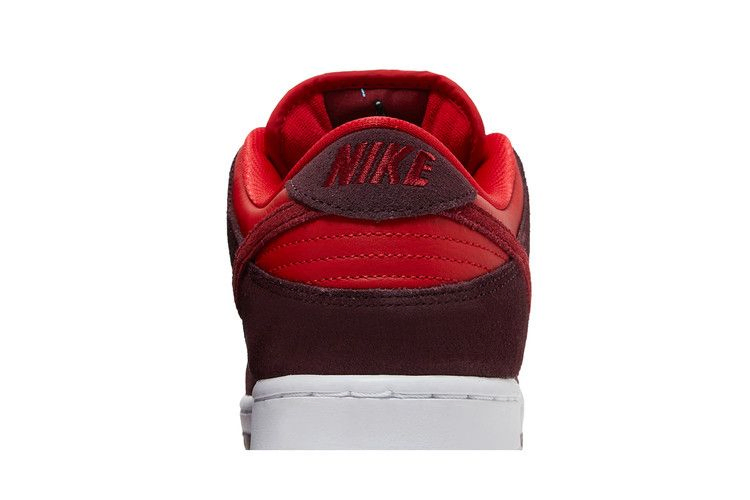 Кроссовки Nike Dunk Low Pro SB 'Fruity Pack - Cherry'