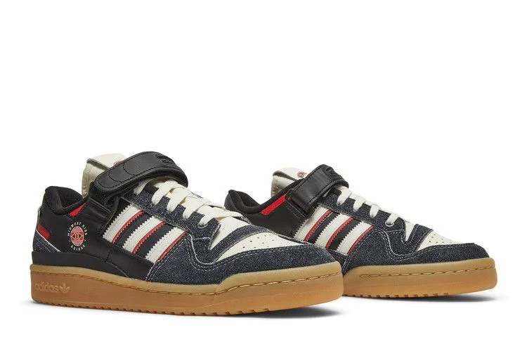 Krossovki-Midwest-Kids-x-adidas-Forum-Low-Black-Gum-7