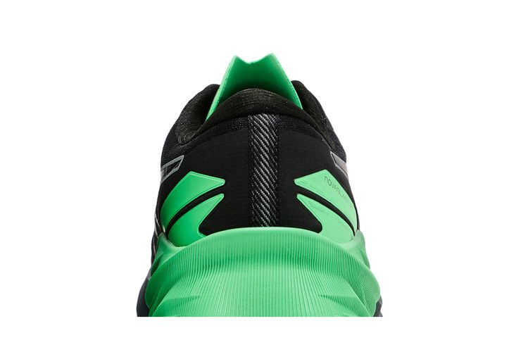 Кроссовки ASICS Novablast 3 Lite-Show 'Black New Leaf'
