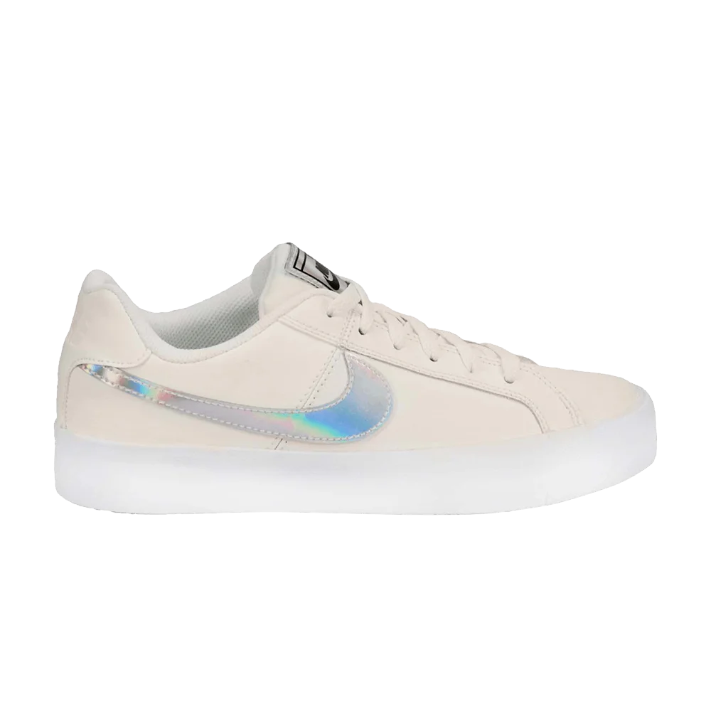 Krossovki-Nike-Wmns-Court-Royale-AC-Sail