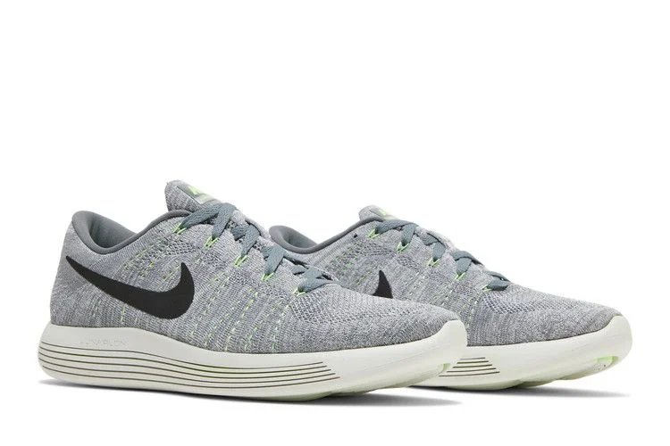 Krossovki-Nike-LunarEpic-Low-Flyknit-7