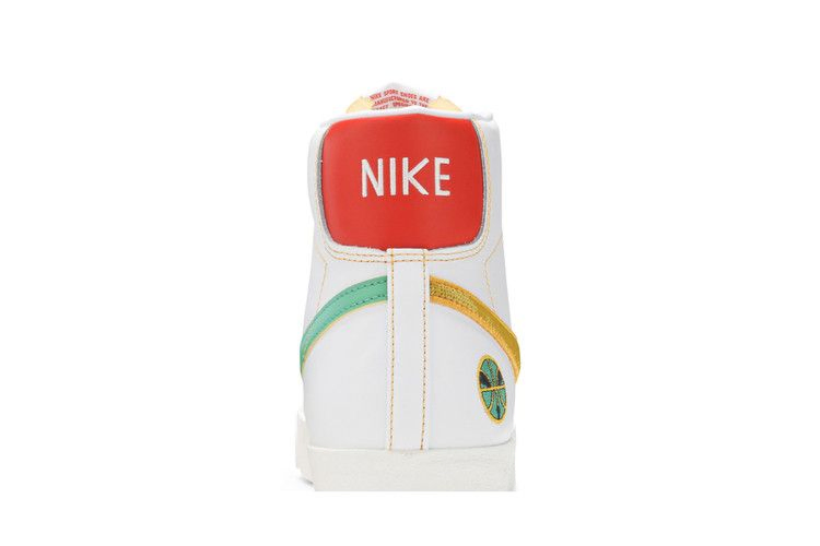 Кроссовки Nike Blazer Mid '77 Vintage 'Roswell Rayguns'