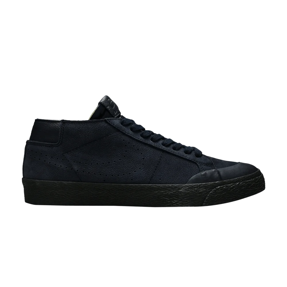 Krossovki-Nike-Zoom-Blazer-Chukka-XT-Premium-SB-Obsidian