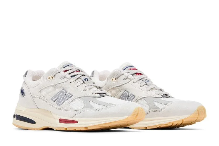 Krossovki-New-Balance-991v2-Made-in-England-Vintage-Sport-Pack-White-7