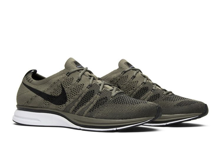 flyknit-trainer-2017-olive-ah8396-200_07