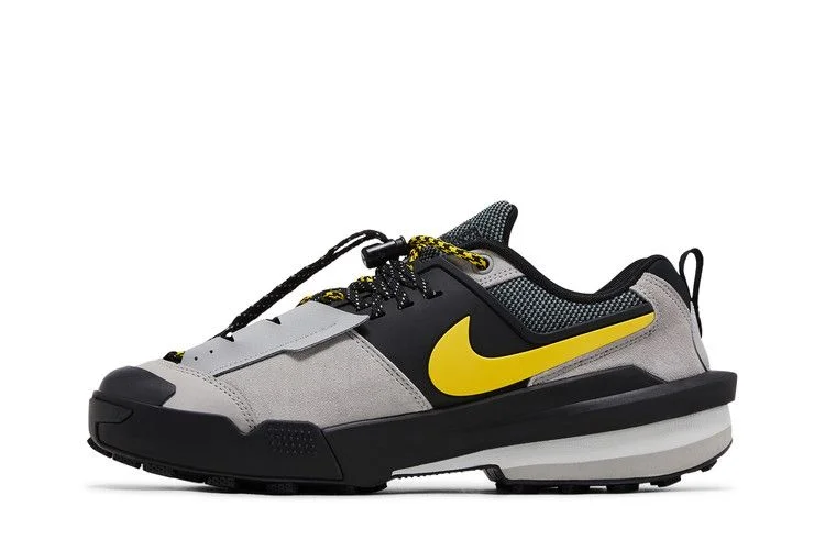 Кроссовки sacai x Nike Zegamadome 'Matte Silver Tour Yellow'