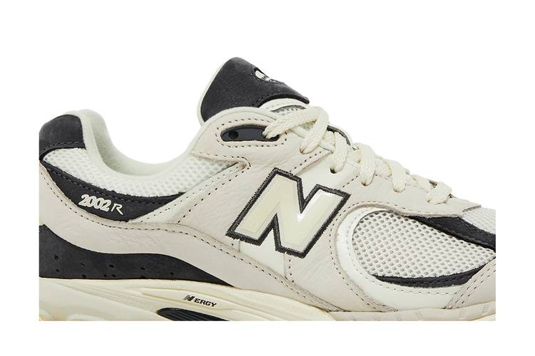Кроссовки Shoe Palace x New Balance 2002R 'Lands End'