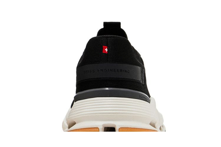Кроссовки ON Cloudnova Form 2 'Black Ivory'