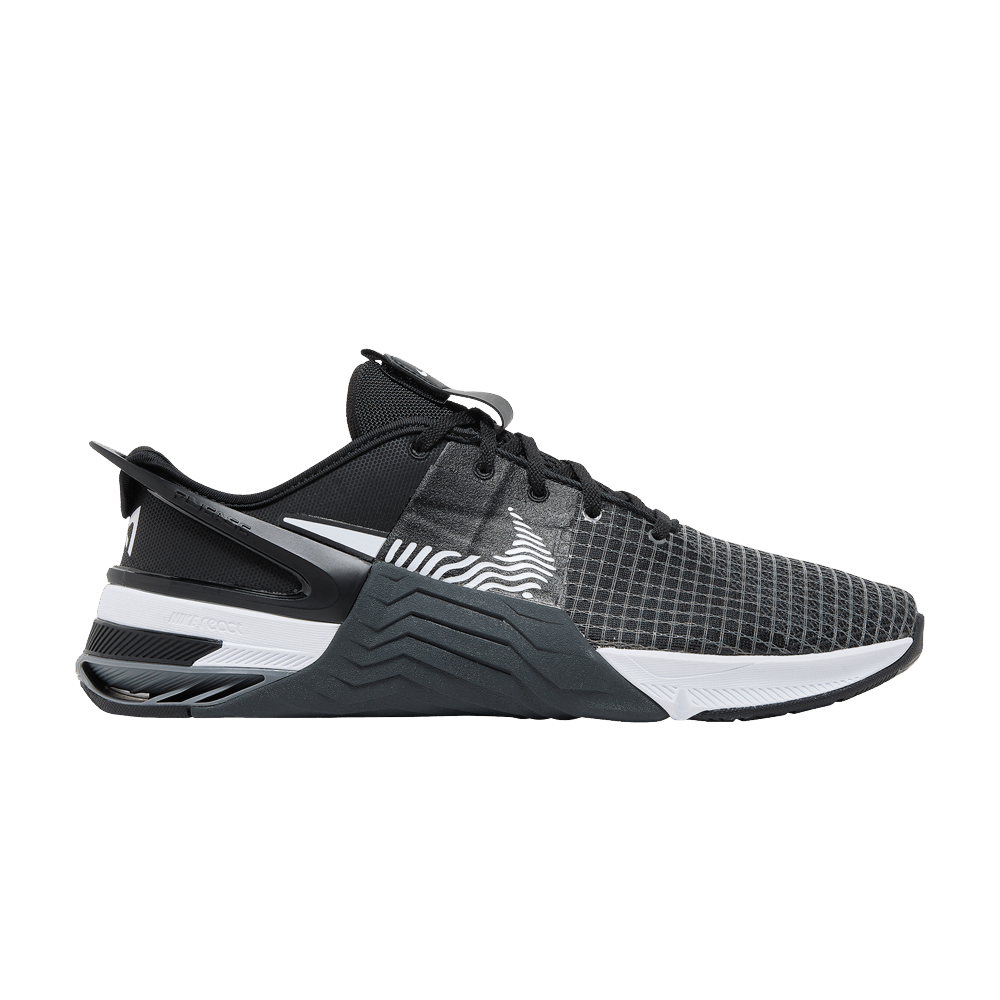 Кроссовки Nike Metcon 8 FlyEase 'Black Dark Smoke Grey'
