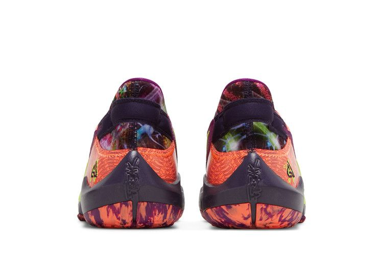 Кроссовки Nike Zoom Freak 2 SE GS 'Bright Mango'