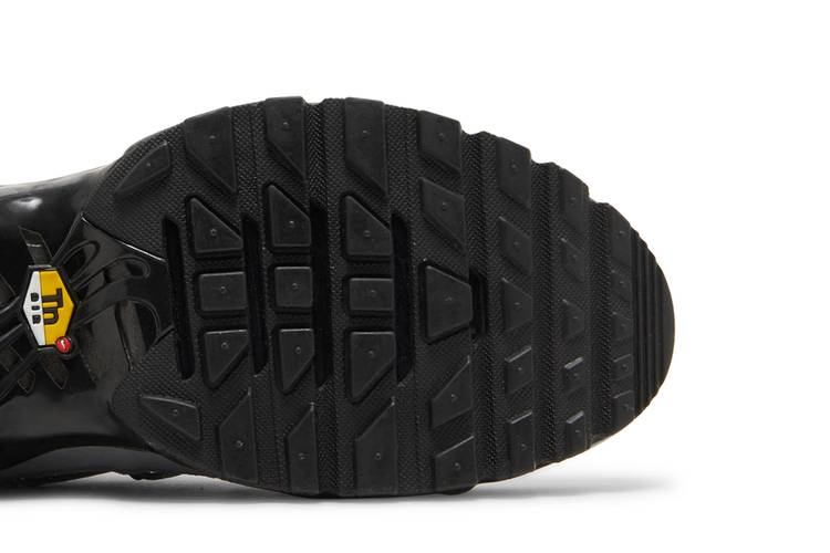 Кроссовки Nike Air Max Plus Utility 'Wolf Grey Black'