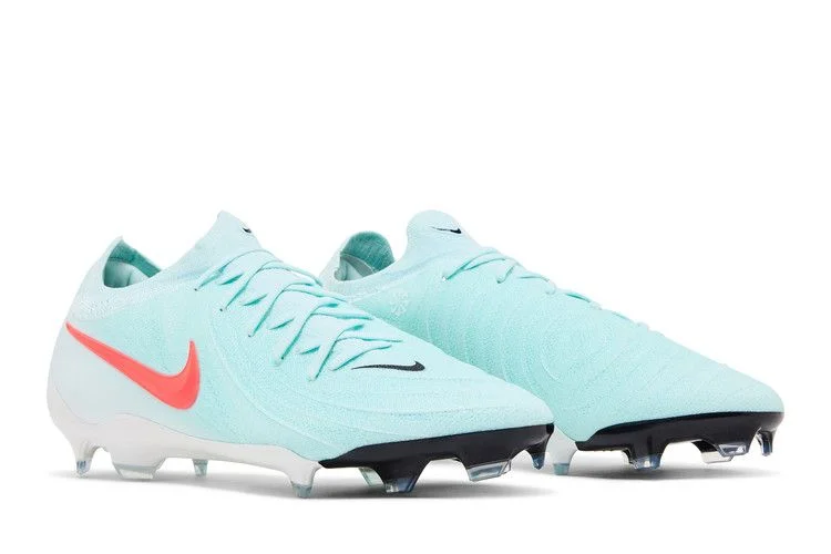 Krossovki-Nike-Phantom-GX-2-Pro-FG-Mad-Energy-Pack-7
