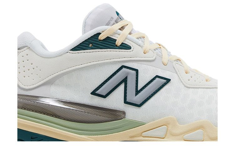 Кроссовки Cooper Flagg x New Balance Hesi Low v2 'Clay Ash Boulder'