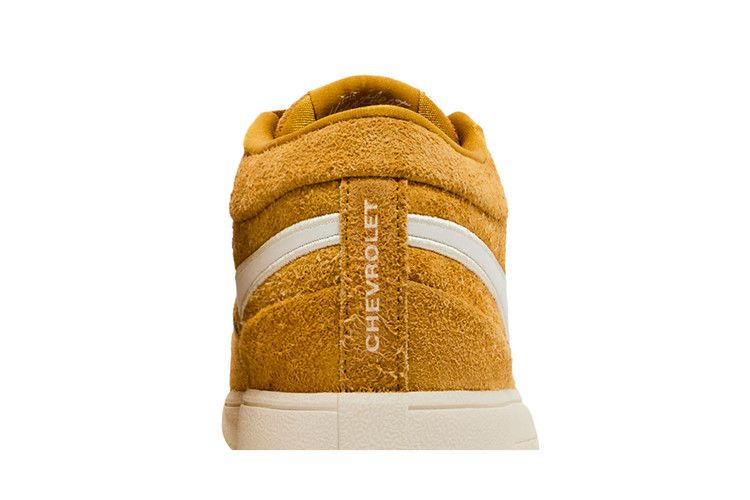 Кроссовки Chevrolet x Nike Book 1 'Dark Gold'