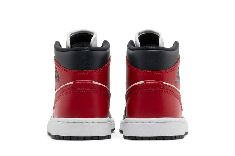 Кроссовки Wmns Air Jordan 1 Mid 'Black Toe'