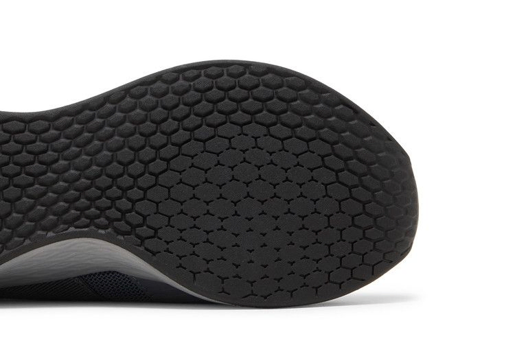 Кроссовки New Balance Fresh Foam Roav 'Lead Black'