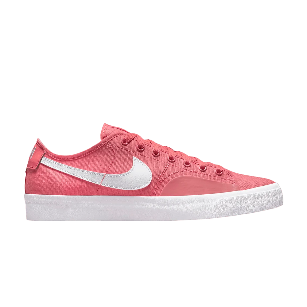 Krossovki-Nike-Blazer-Court-SB-Pink-Salt