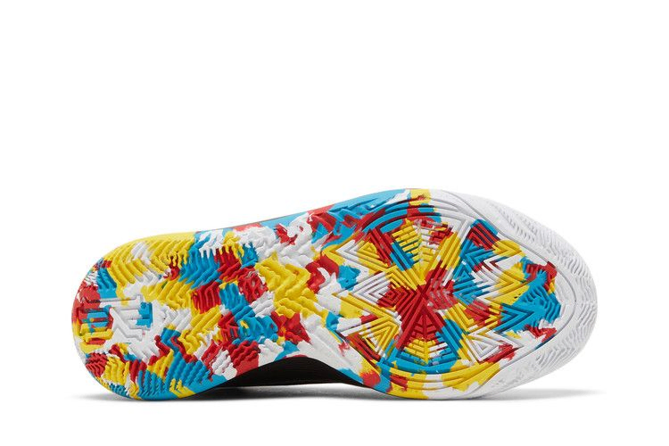 kyrie-flytrap-6-se-gs-black-multi-color-fd0215-001_03