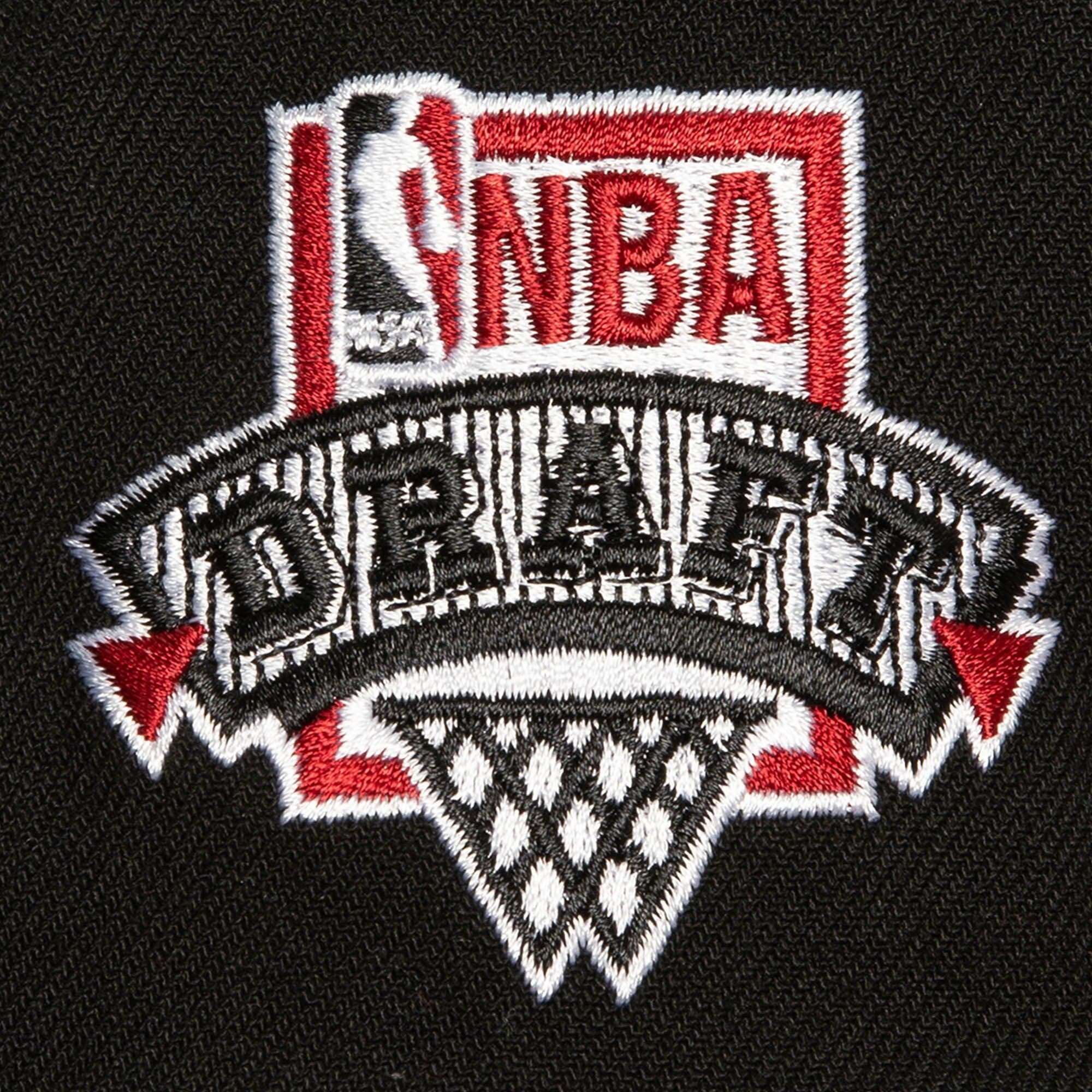 Бейсболка Mitchell & Ness Core I Snapback Chicago Bulls Hat