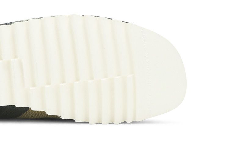 a-bathing-ape-x-wallabee-coral-camo-26149863_04