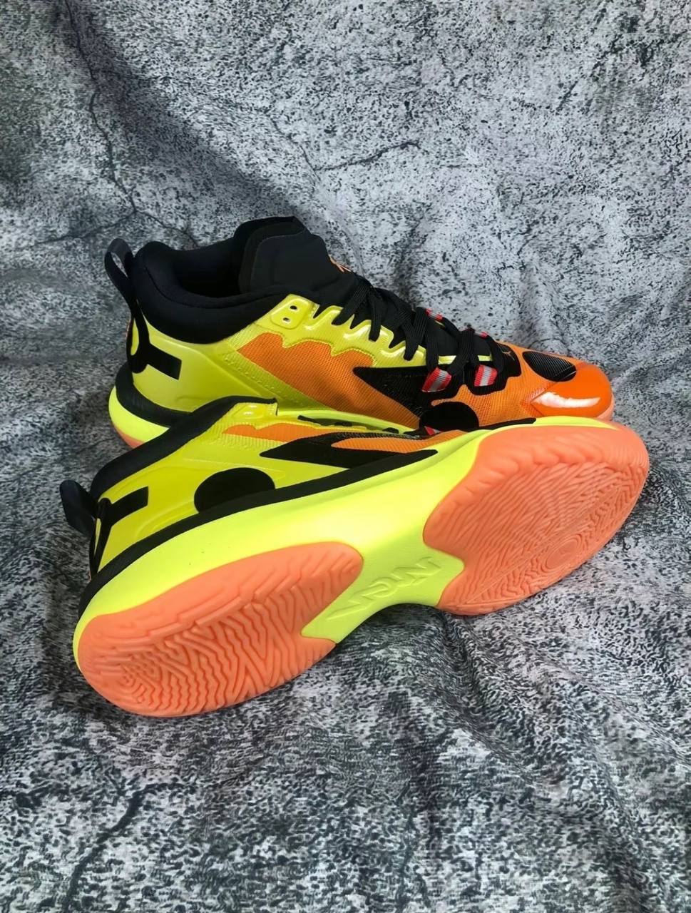 Кроссовки Naruto x Air Jordan Zion 1 SP Kyuubi