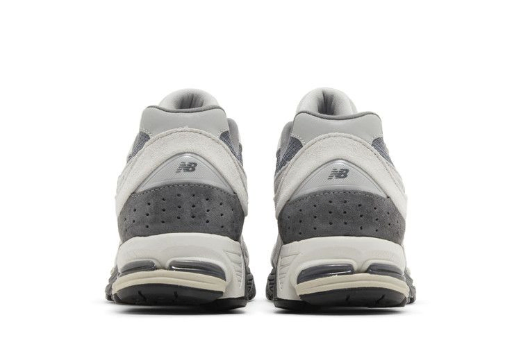 Кроссовки New Balance 2002R 'Raincloud Concrete'