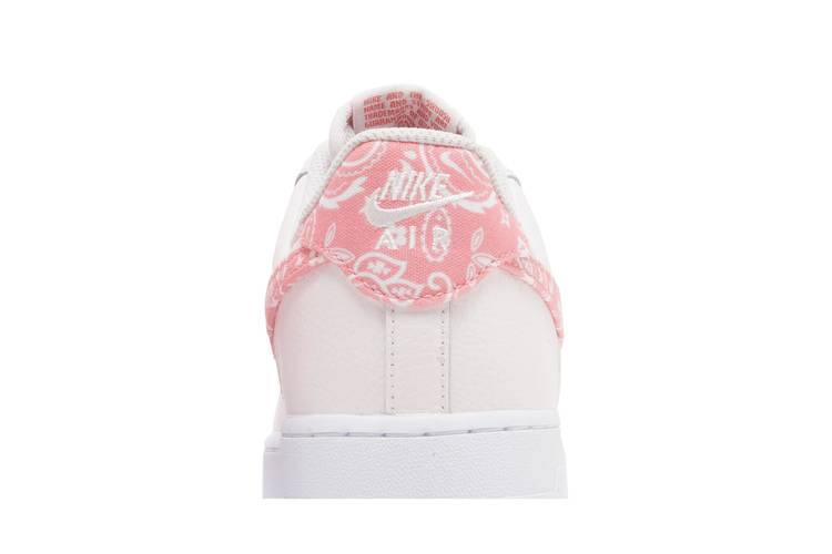 Кроссовки Nike Wmns Air Force 1 '07 'Pink Paisley'