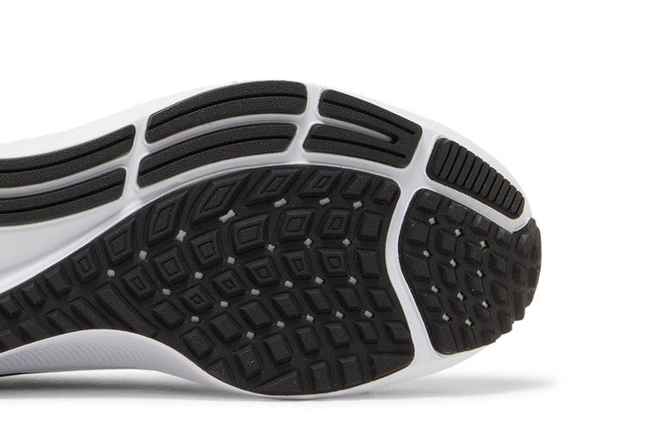 Кроссовки Nike Air Zoom Pegasus 38 TB 'Black White'