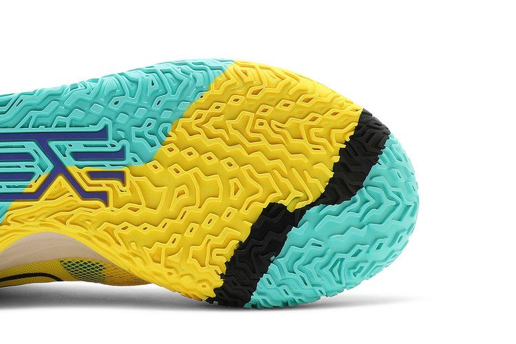 Кроссовки Nike Kyrie 7 '1 World 1 People'