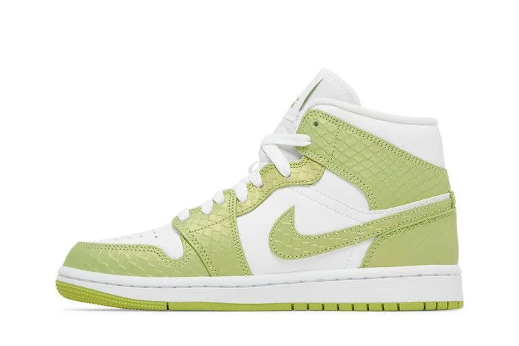 Кроссовки Wmns Air Jordan 1 Mid SE 'Green Python'