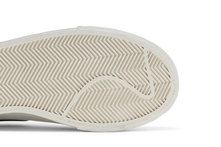 Кроссовки Nike Wmns Blazer Low Platform 'White Black'