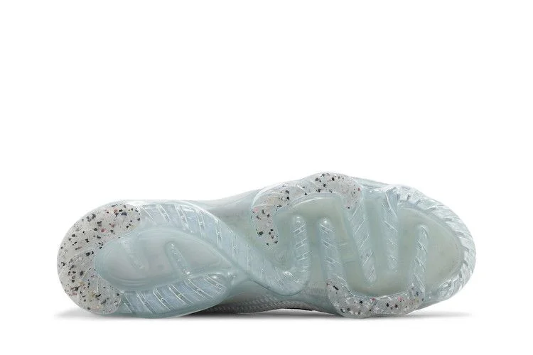 Krossovki-Nike-Air-VaporMax-2021-Flyknit-Monochrome-3