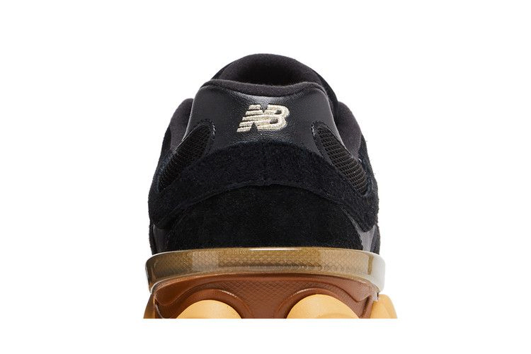 Кроссовки New Balance 9060 'Black Royal Gum'
