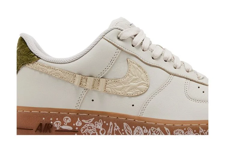 Krossovki-Nike-Air-Force-1-Low-Doernbecher-2026-1